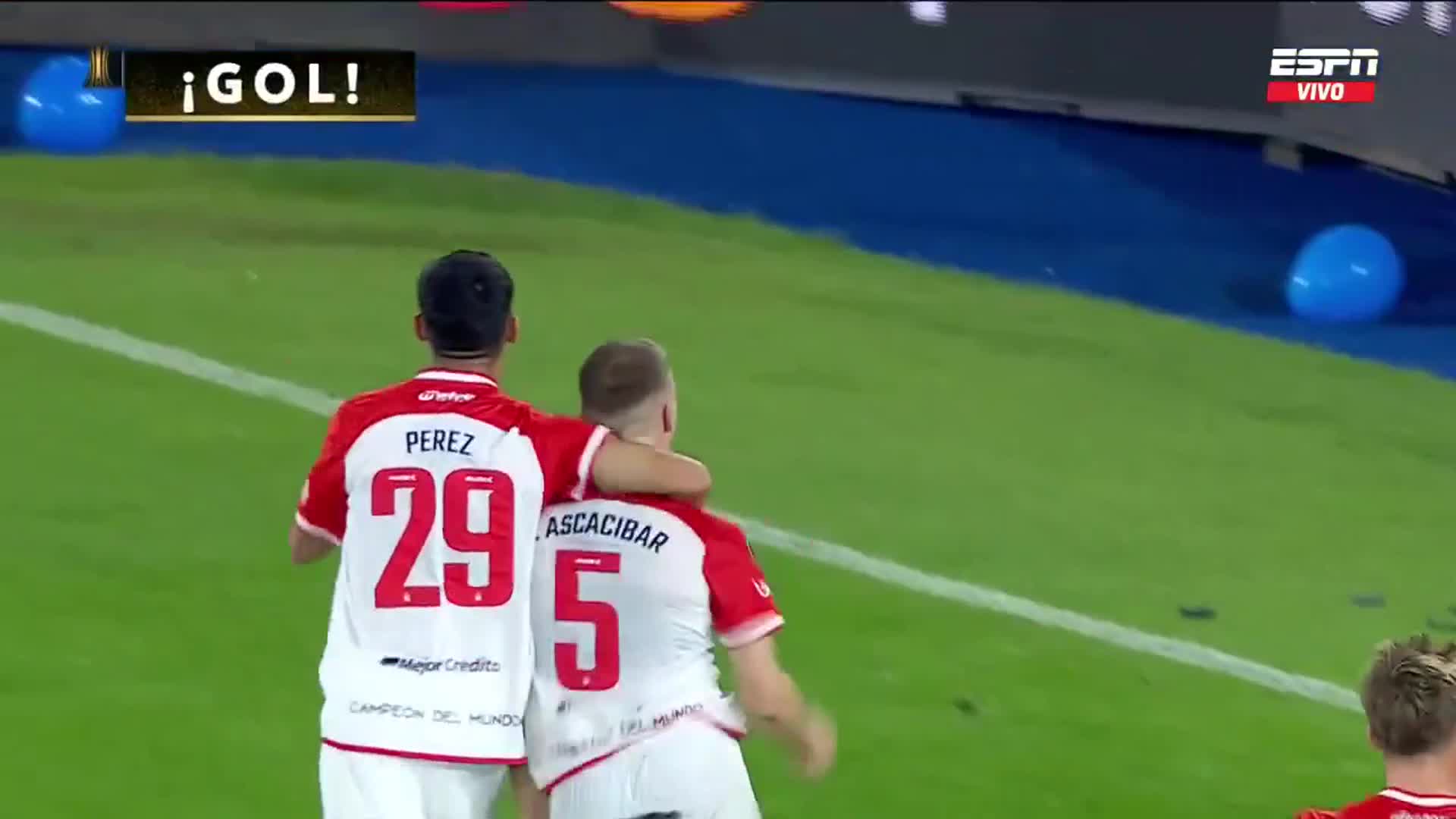 Estudiantes le ganó a Cerro Porteño con un gol de penal agónico y