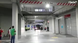 Https Www Clarin Com Videos Monica Ayos Caso Violencia Genero 3 R1uzc2bmm Html Https Thumbs Vodgc Net 3 245 Api R1uzc2bmm Tmesg61530412551 240p Jpg Monica Ayos Y Su Caso De Violencia De Genero La Actriz Recordo Como Logro