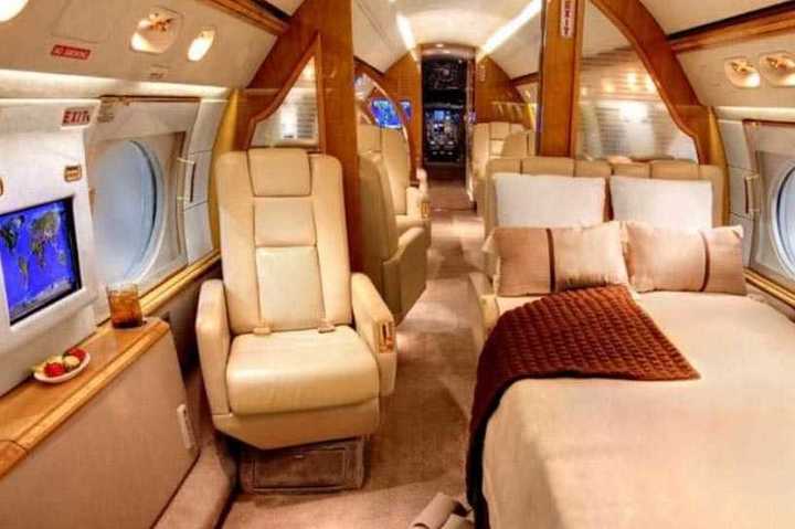 Así es el avión privado de Lionel Messi, en el que viajó a la Argentina con sus  compañeros de la Selección y con Luis Suárez