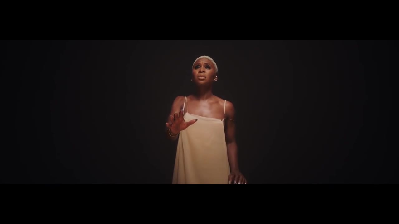 VideoStand Up Official Music por Cynthia Erivo 03/02/2020 VideoStand Up Official Music por Cynthia Erivo 03/02/2020